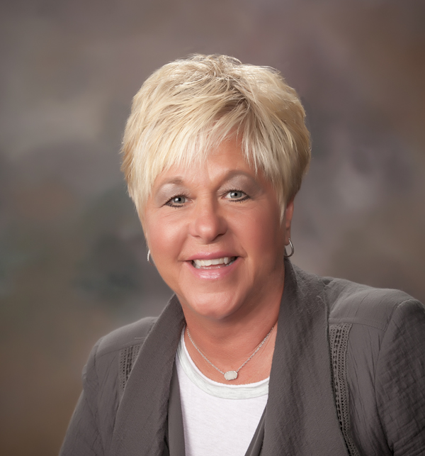 Sheila Groves, Office Manager Rockford Illinois